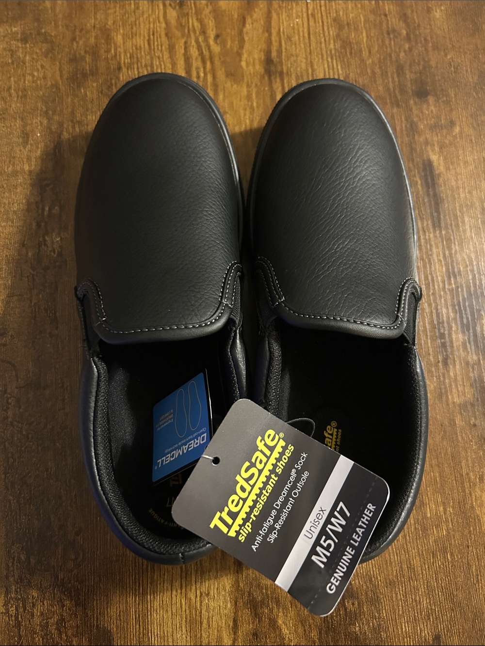 Unisex Tredsafe Kitchen/Waitress anti slip Black Slip-On Leather Shoes. Size 7/5